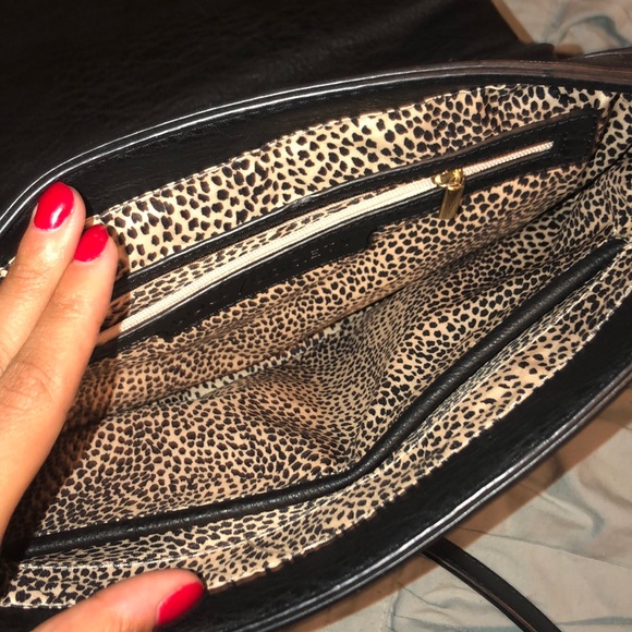 Black Cross Body - Picture 2 of 3